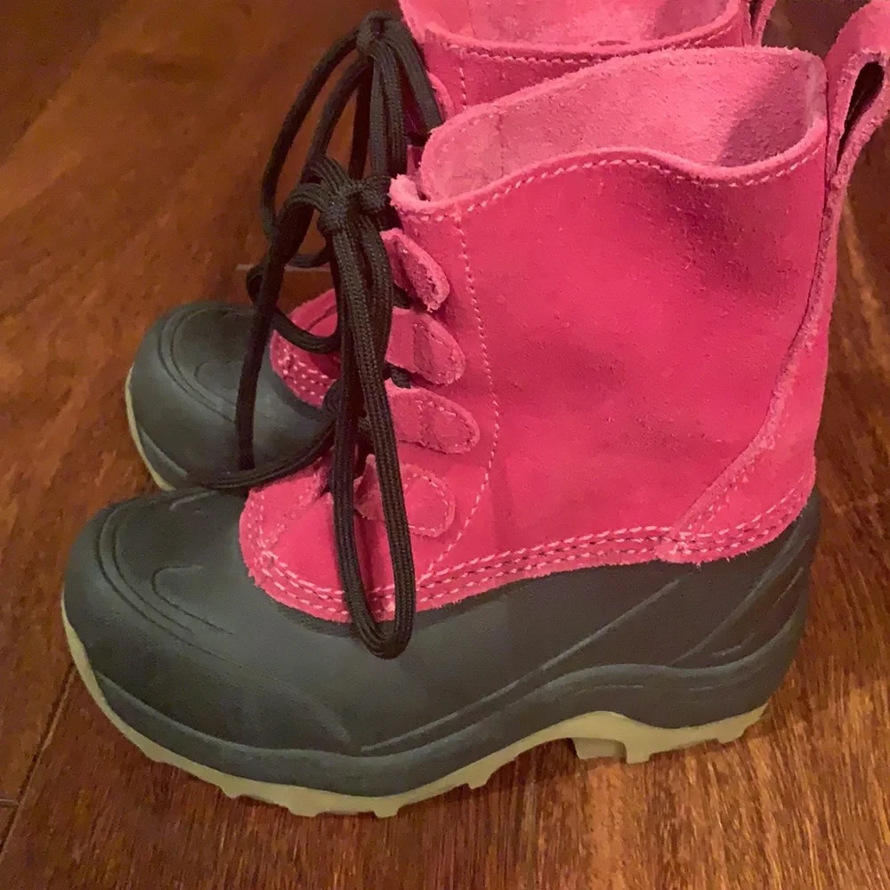 Lands End pink suede